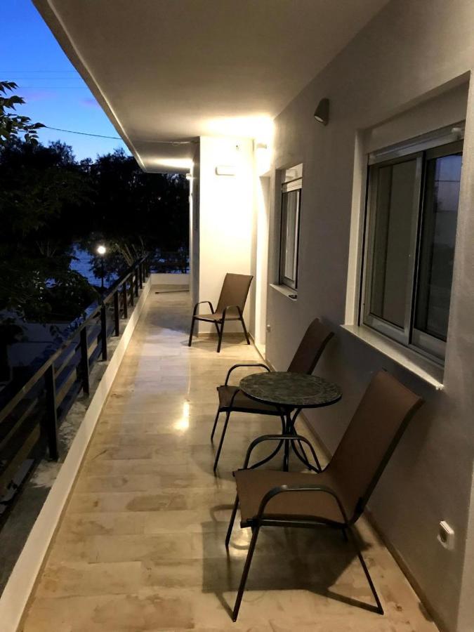 Tasoula's Beachside Παλαιοχώρα